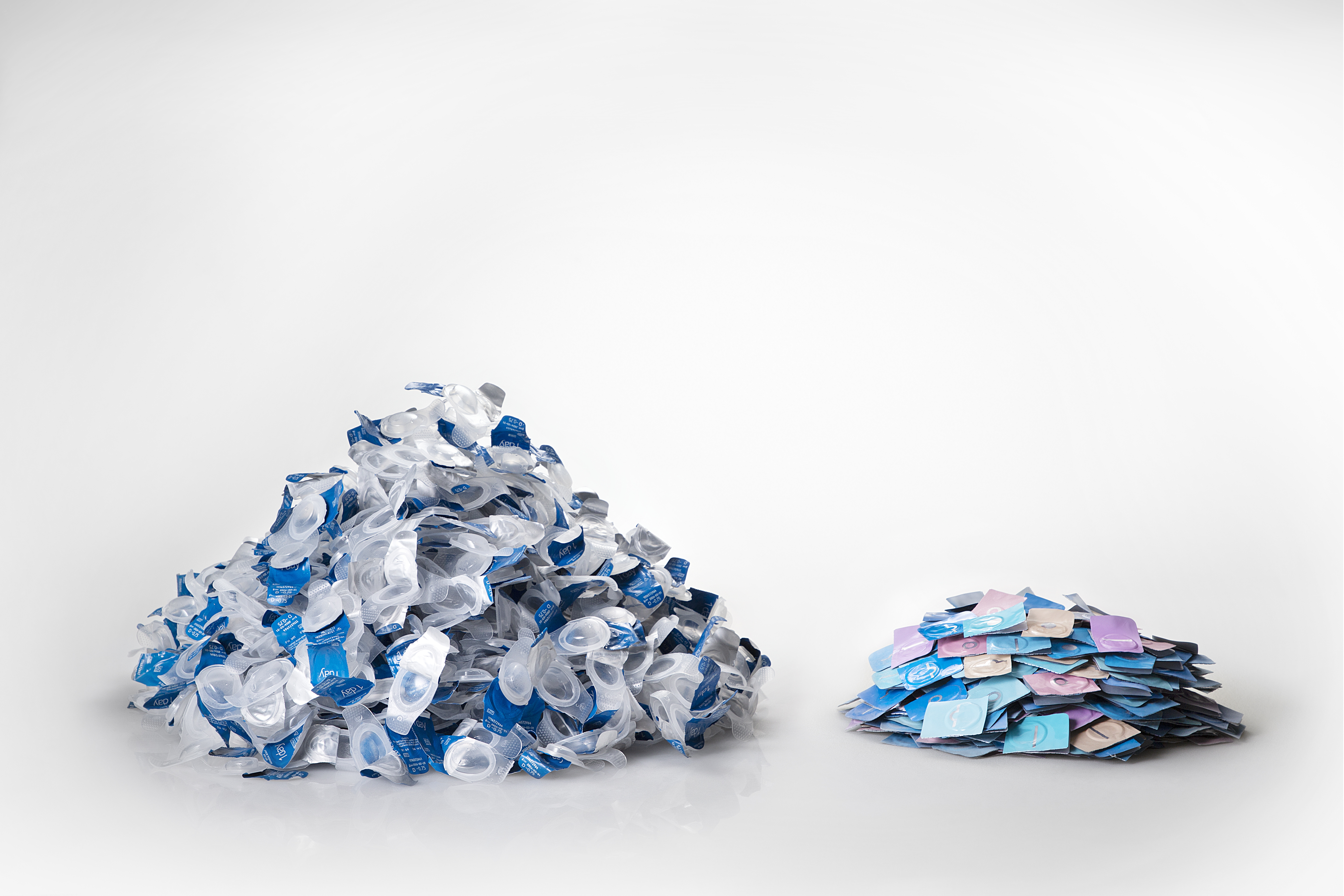 FlatPack_Photo_720-blisters_waste_vs-conventional FlatPack_Photo_720-blisters_waste_vs-conventional